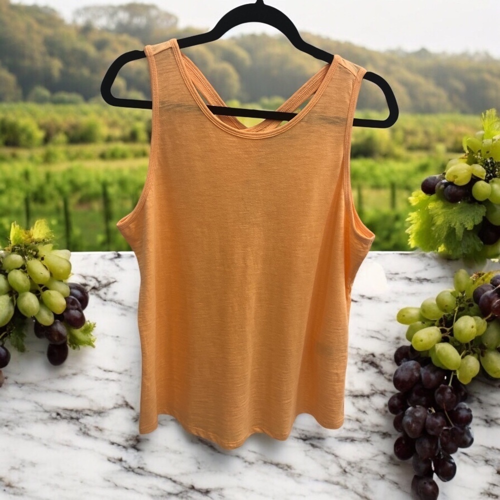 WHBM Cutout Back Tank. NWT